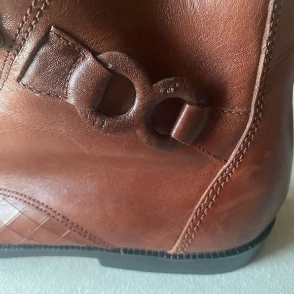 LEATHER COLLECTION Lace-Up Ankle Booties 5/8” Heel Brown Leather Women’s… - Picture 7 of 14